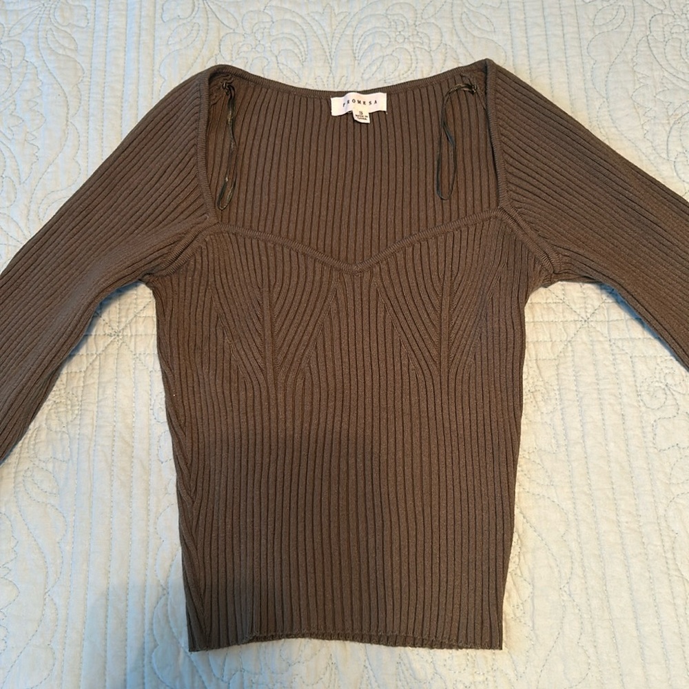 South moon under small green low scooped sweater